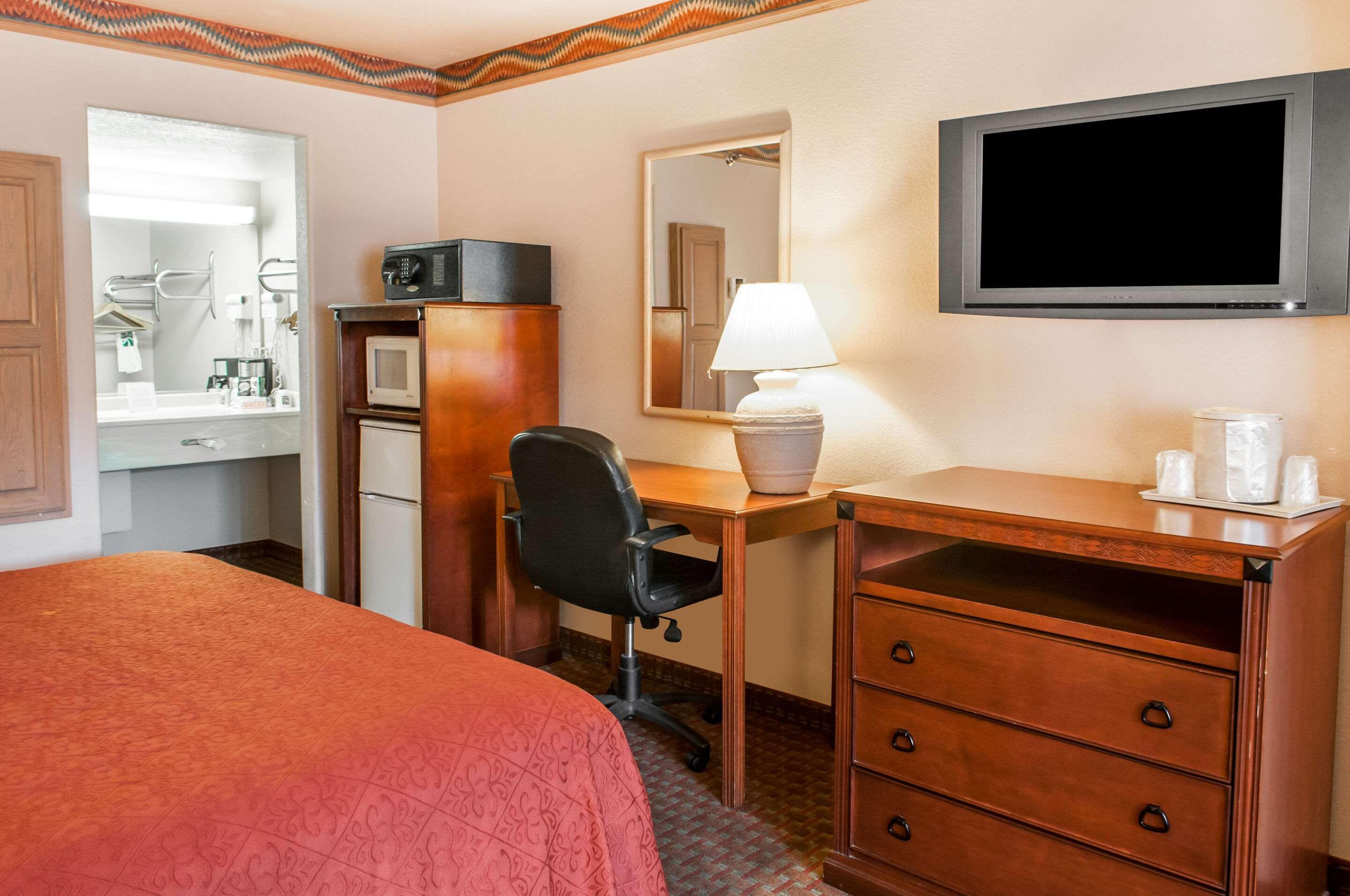 Quality Inn & Suites Las Cruces - University Area מראה חיצוני תמונה