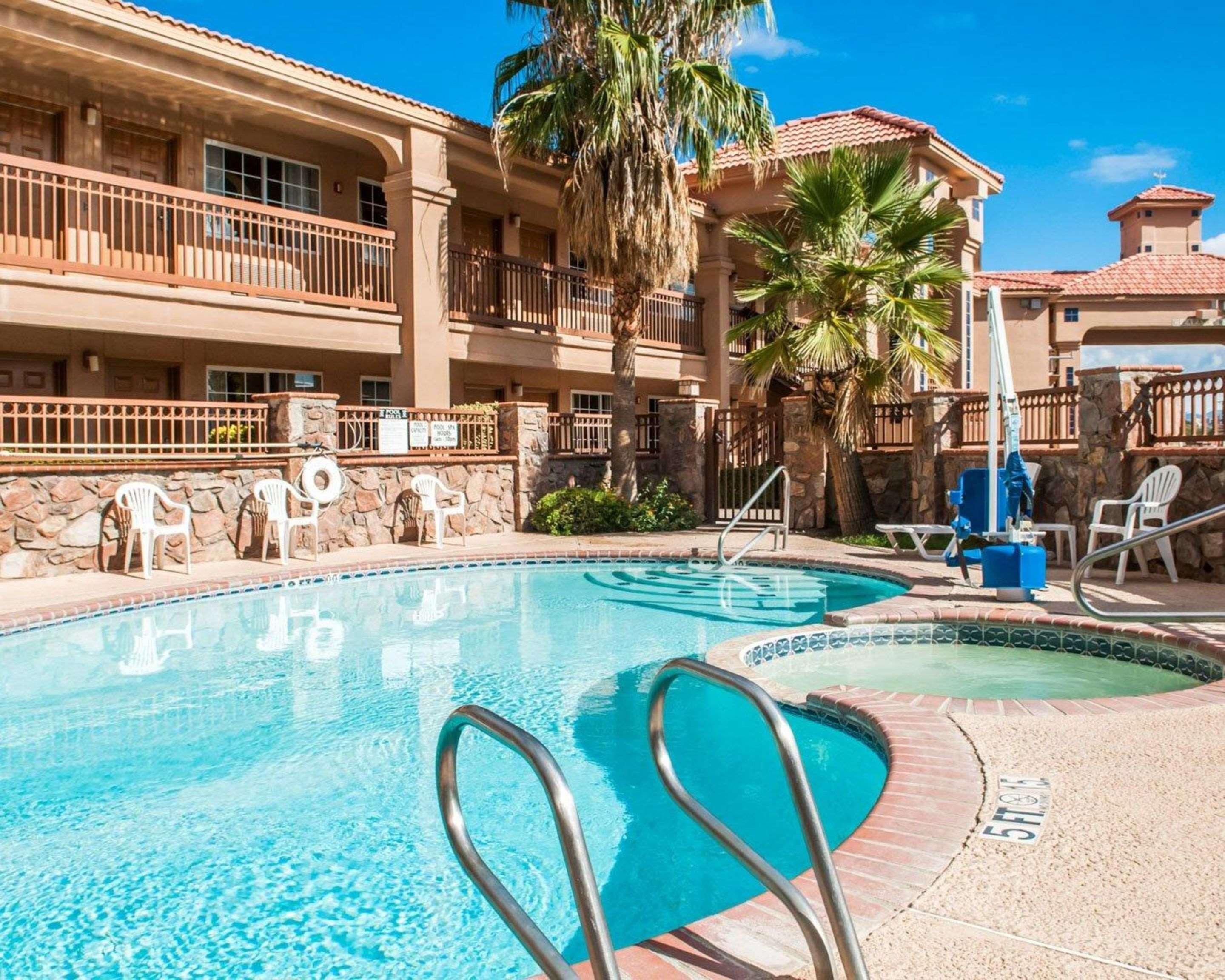 Quality Inn & Suites Las Cruces - University Area מראה חיצוני תמונה